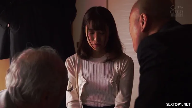 Bé ngoan bán thân giúp bố trả tiền giang hồ